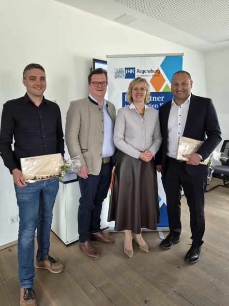 Die IHK und MdL Petra H�gl luden zum Austausch mit dem baupolitischen Sprecher der CSU-Landtagsfraktion, MdL J�rgen Baumg�rtner