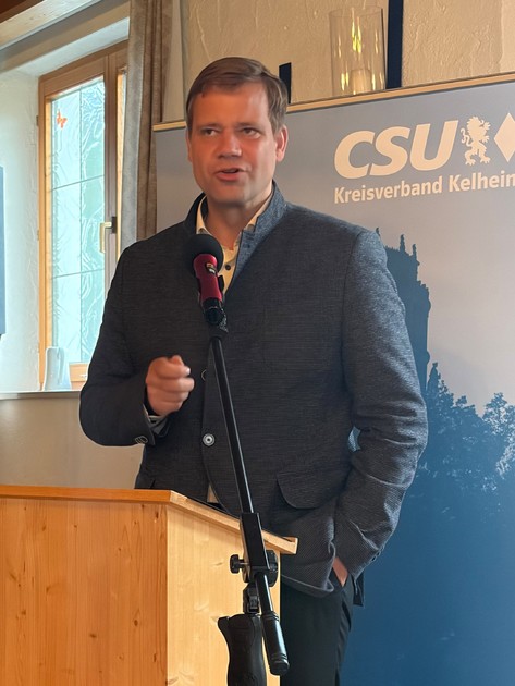 Bezirkstagspr�sident Dr. Olaf Heinrich sprach bei der CSU in Essing (Foto: Rockmaier)