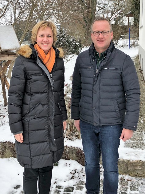 �ber die aktuellen Ausbaupl�ne der Telekom bei der Mobilfunkversorgung im Gebiet der VG Mainburg informierte Abgeordnete Petra H�gl Elsendorfs B�rgermeister Markus Huber